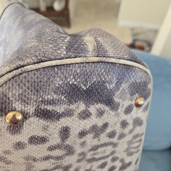 Gucci Tan and Brown Patterned Tote Bag - Picture 10 of 16